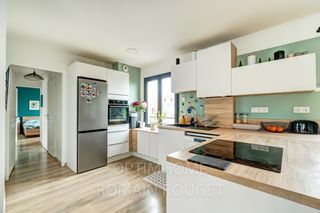  Appartement � vendre 4 pi�ces 77 m�