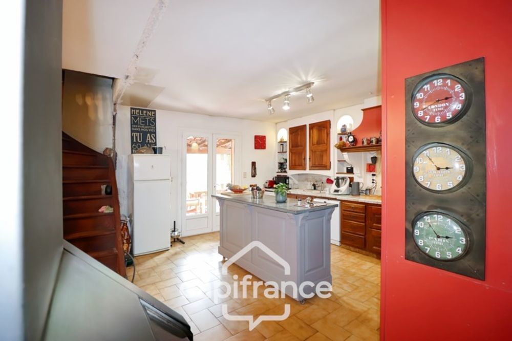 � vendre  Villa La Cadi�re-d'Azur (83740)