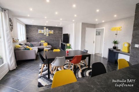   Grand appartement T3 de 81m� - pi�ce de vie 42 m� - 2 chambres + bureau � balcon � centre � pied Appartement - 3 pi�ce(s) - 81 m�