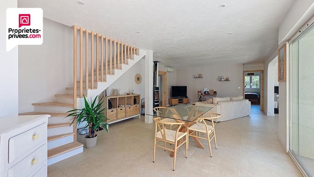 � vendre  Villa Saint-C�zaire-sur-Siagne (06530)