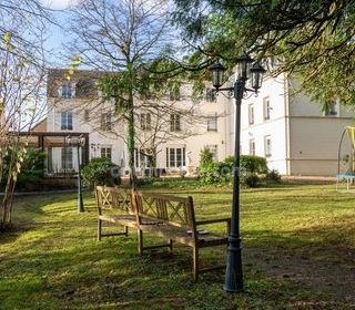  Propri�t�/ch�teau � vendre 14 pi�ces 450 m�