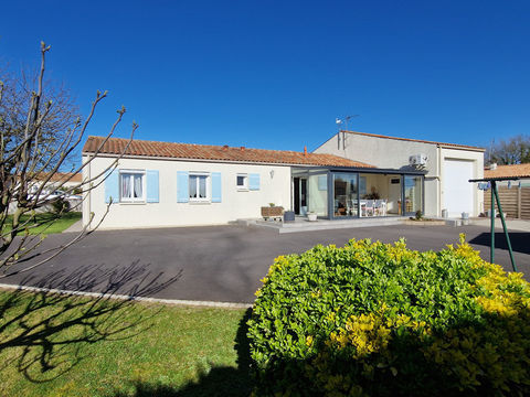   Maison viager � vendre occup� 5 pi�ces proche de TONNAY CHARENTE (17) 168 m� habitables - Garage Maison - 5 pi�ce(s) - 168 m�