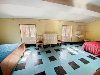  Maison � vendre 8 pi�ces 263 m�