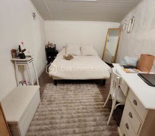  Immeuble � vendre 15 + pi�ces 355 m�