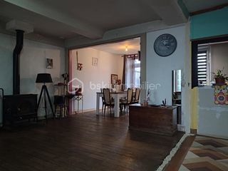  Maison � vendre 7 pi�ces 212 m�