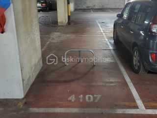  Parking / Garage � vendre 