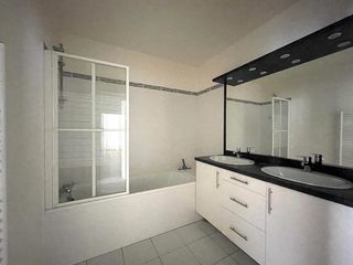  Appartement � vendre 4 pi�ces 80 m�