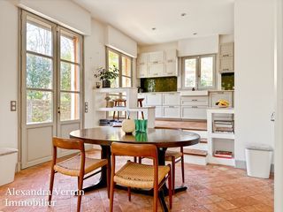  Maison � vendre 9 pi�ces 280 m�