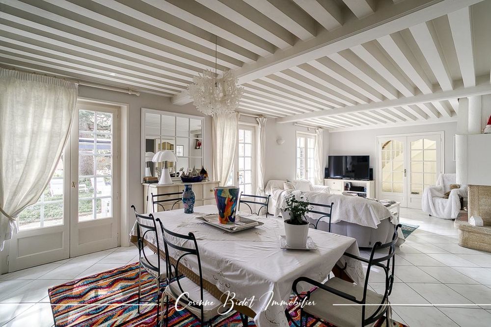 � vendre  Villa Saint-Pierre-de-Chandieu (69780)