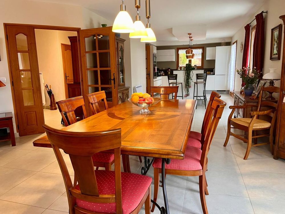 � vendre  Maison Chevry (01170)