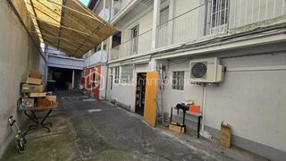  Immeuble � vendre 15 + pi�ces 705 m�