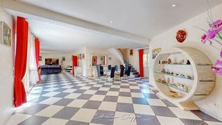  Maison � vendre 10 pi�ces 252 m�