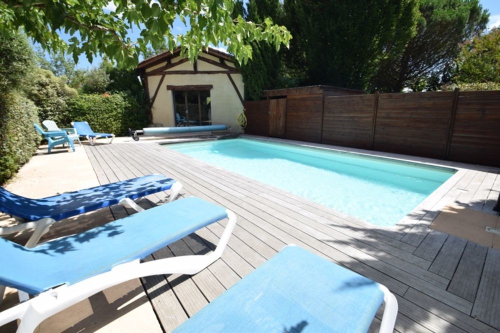 � vendre  Propri�t�/ch�teau Sainte-Bazeille (47180)