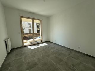  Appartement � louer 4 pi�ces 81 m�