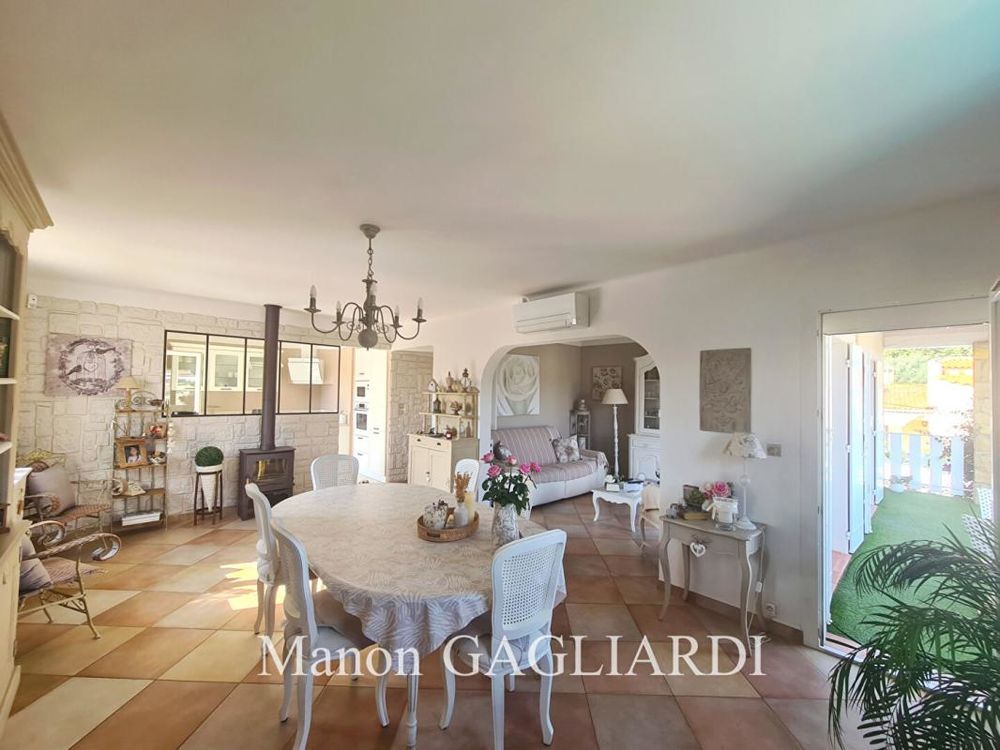 � vendre  Villa Sanary-sur-Mer (83110)