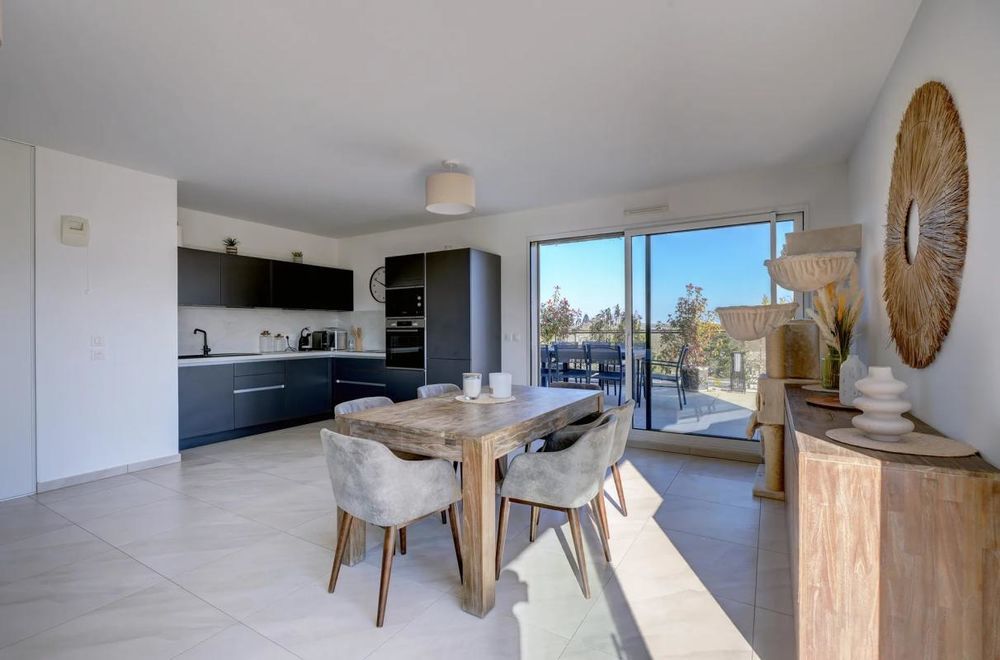 � vendre  Appartement Saint-Cyr-au-Mont-d'Or (69450)