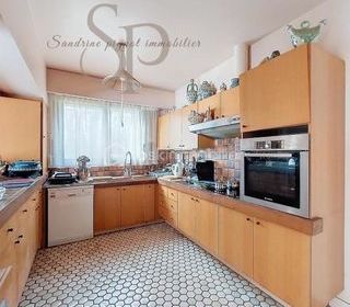  Maison � vendre 8 pi�ces 262 m�