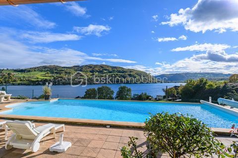   Maison de 230 m� habitable vue sur lac Maison - 7 pi�ce(s) - 230 m�