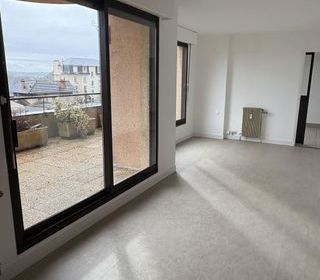  Appartement � louer 4 pi�ces 101 m�