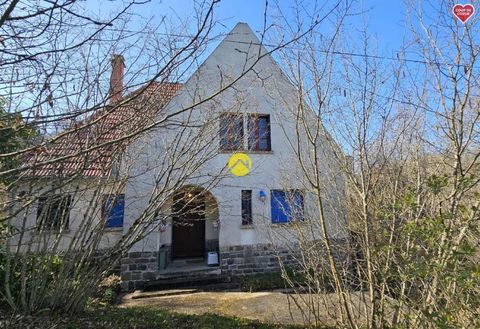   Maison de Ma�tre Propri�t�/ch�teau - 6 pi�ce(s) - 136 m�