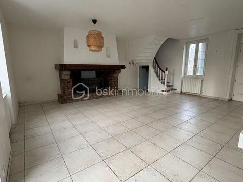   Maison familiale 4 chambres et jardin centre Saint Malo de Guersac Maison - 6 pi�ce(s) - 138 m�
