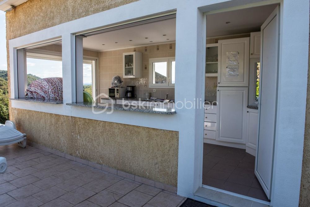 � vendre  Villa Villeneuve-de-Berg (07170)