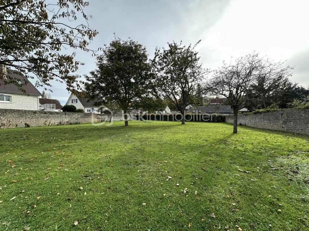 � vendre  Propri�t�/ch�teau Thaon (14610)