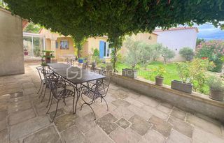  Propri�t�/ch�teau � vendre 13 pi�ces 265 m�