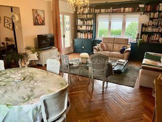  Maison � vendre 8 pi�ces 299 m�