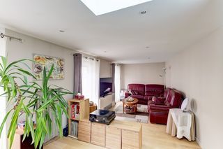  Appartement � vendre 5 pi�ces 150 m�