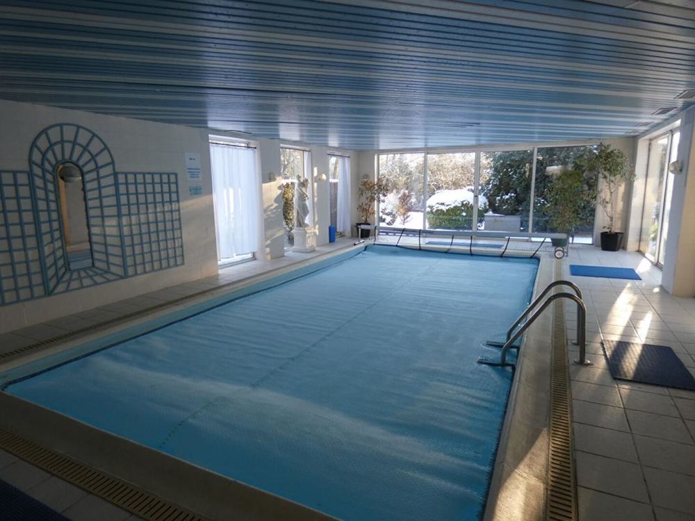 � vendre  Propri�t�/ch�teau Cherisy (28500)