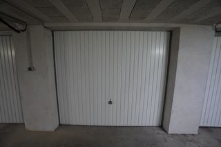  Parking / Garage � louer 