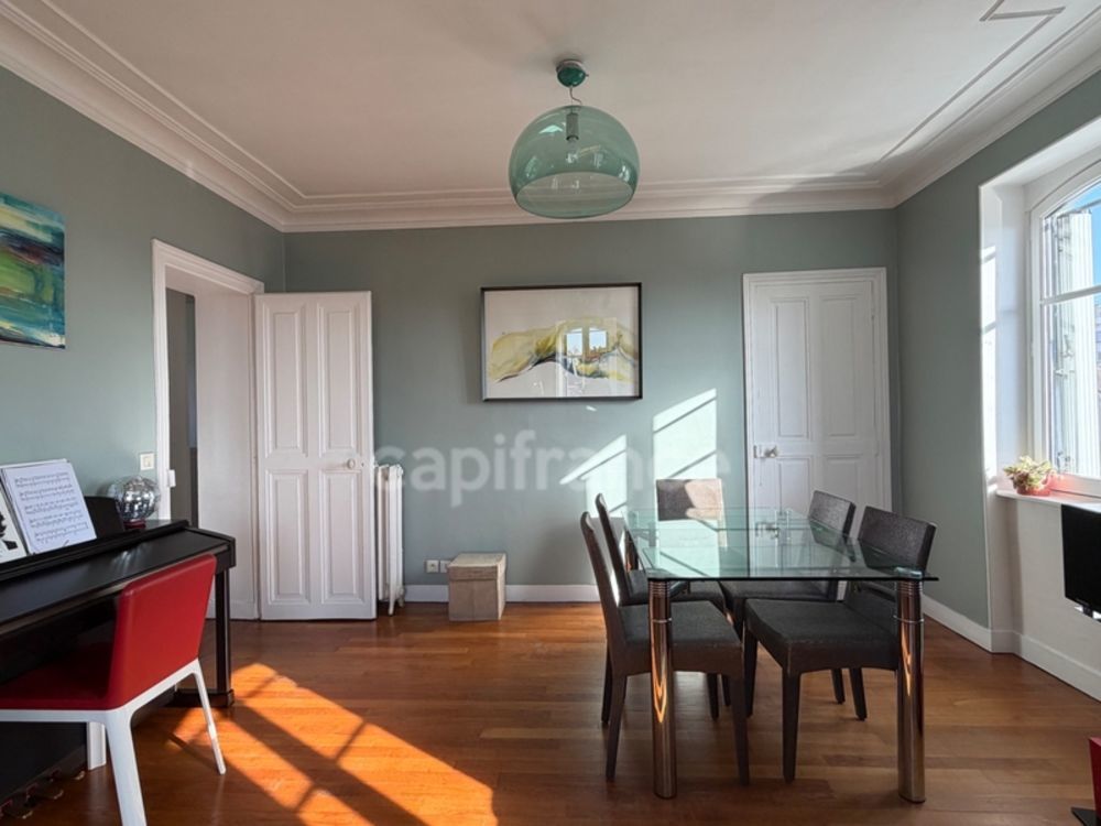 � vendre  Appartement Versailles (78000)