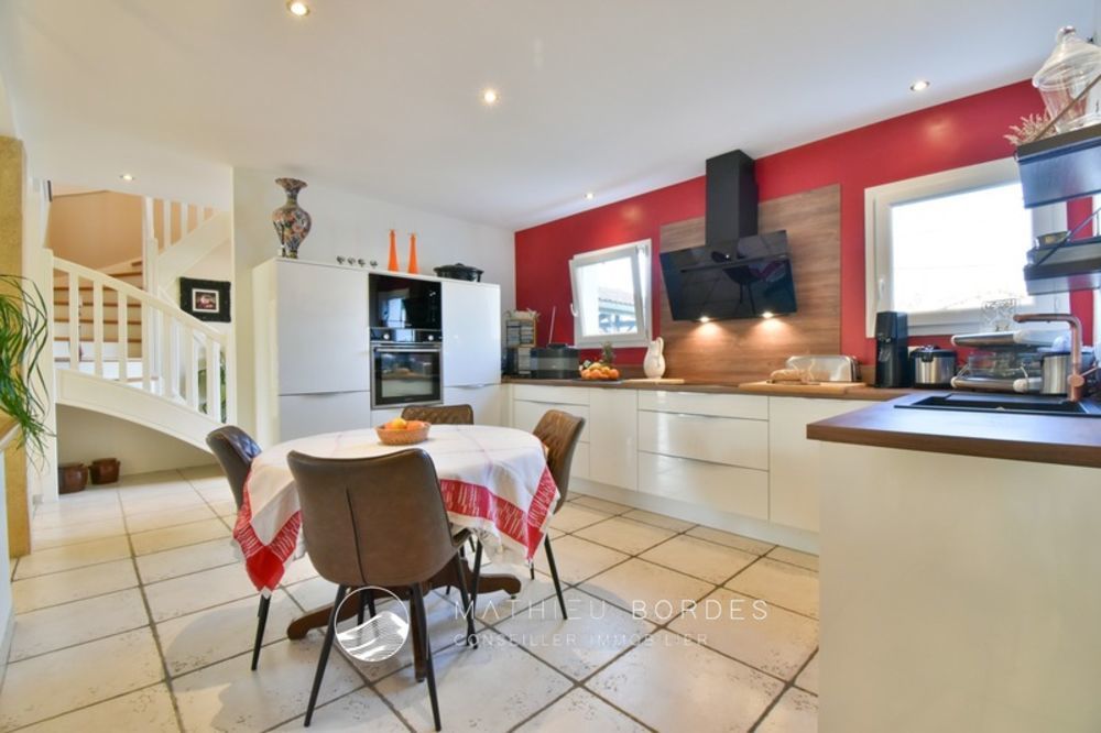 � vendre  Villa Villefranque (64990)