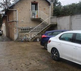  Immeuble � vendre 10 pi�ces 272 m�