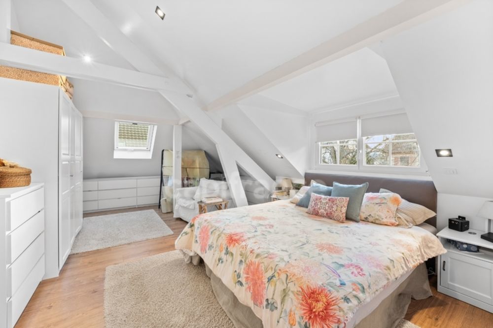 � vendre  Maison Divonne-les-Bains (01220)