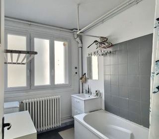  Appartement � vendre 3 pi�ces 54 m�