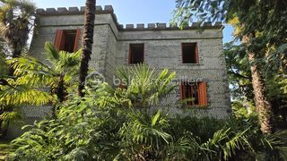  Propri�t�/ch�teau � vendre 8 pi�ces 240 m�