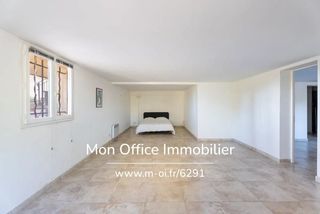  Maison � vendre 6 pi�ces 220 m�
