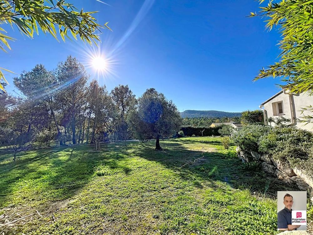 � vendre  Villa Rocbaron (83136)