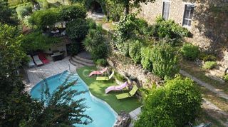  Propri�t�/ch�teau � vendre 13 pi�ces 390 m�