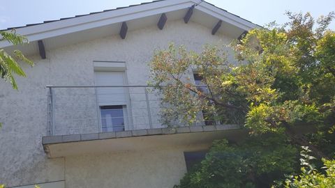   Chambre de 10m2 � louer sur Bassens Appartement - 1 pi�ce(s) - 10 m�