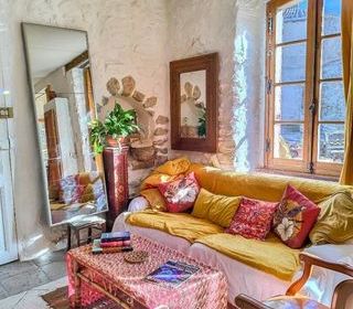  Maison � vendre 9 pi�ces 325 m�