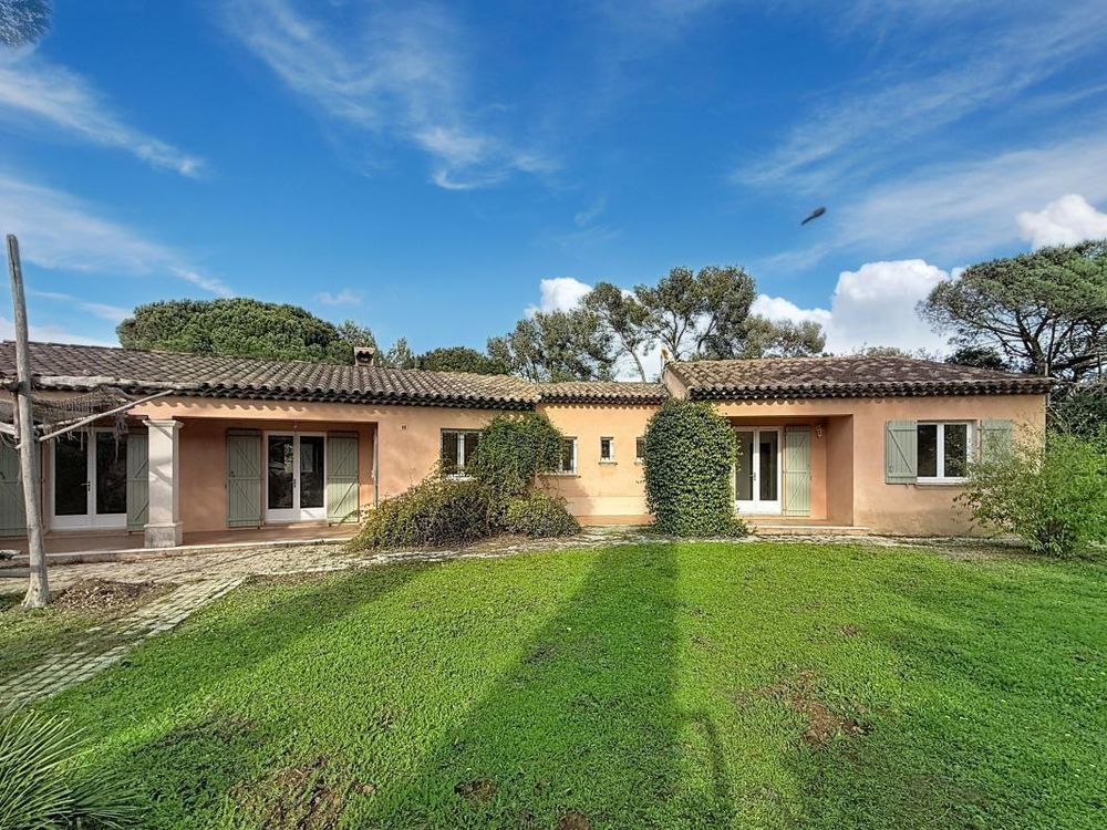 � vendre  Villa Roquebrune-sur-Argens (83520)