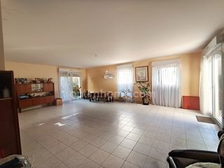  Maison � vendre 4 pi�ces 146 m�