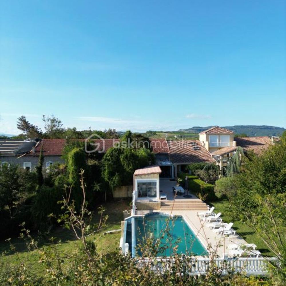 � vendre  Villa Villeneuve-de-Berg (07170)