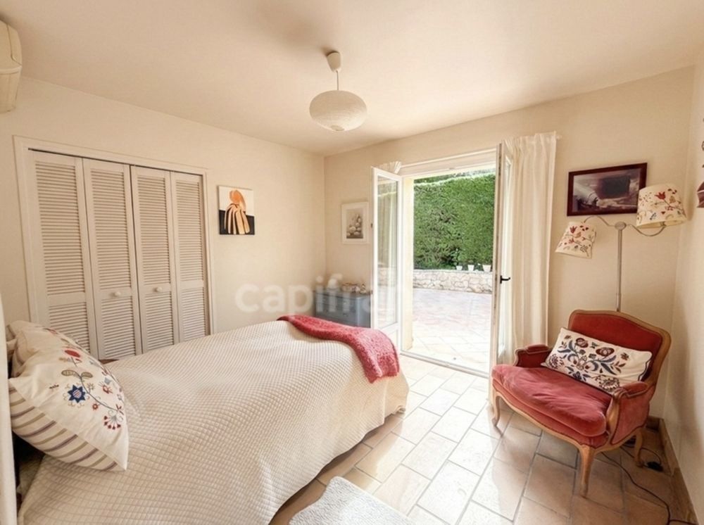 � vendre  Villa Mouans-Sartoux (06370)