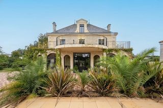  Maison � vendre 7 pi�ces 1000 m�