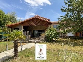  Maison � vendre 8 pi�ces 245 m�