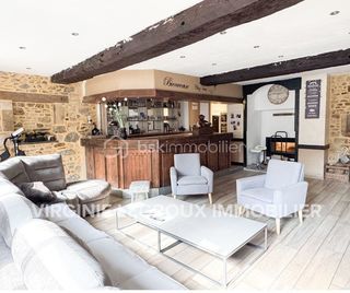  Maison � vendre 8 pi�ces 324 m�